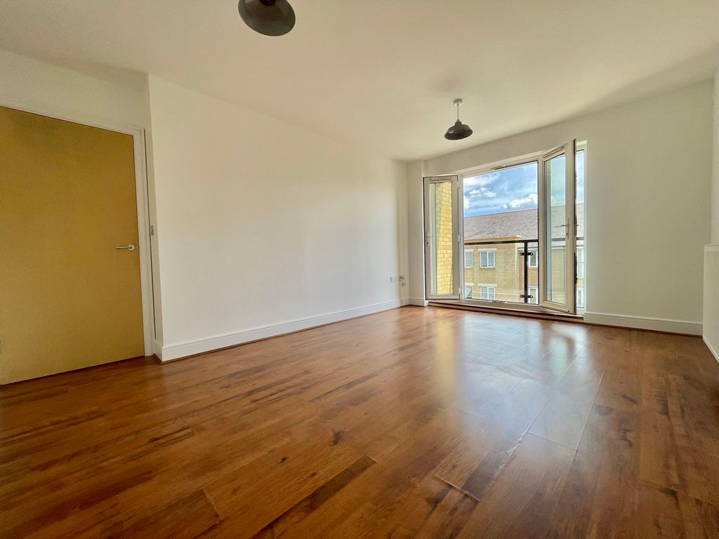 Property photo 3 of 9