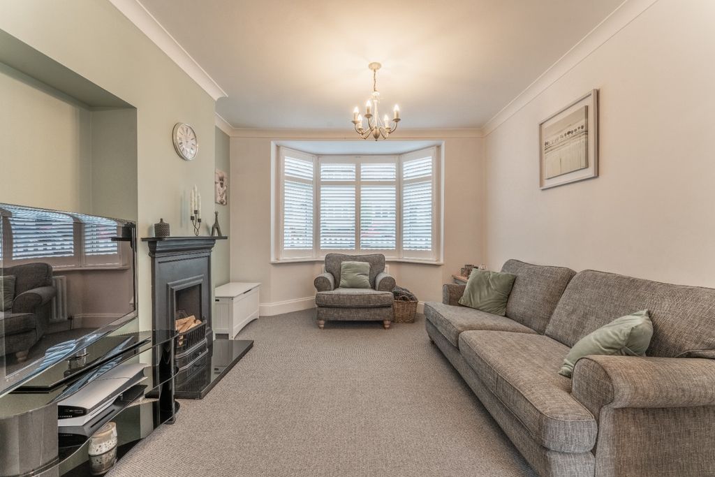 Property photo 2 of 20 5342391