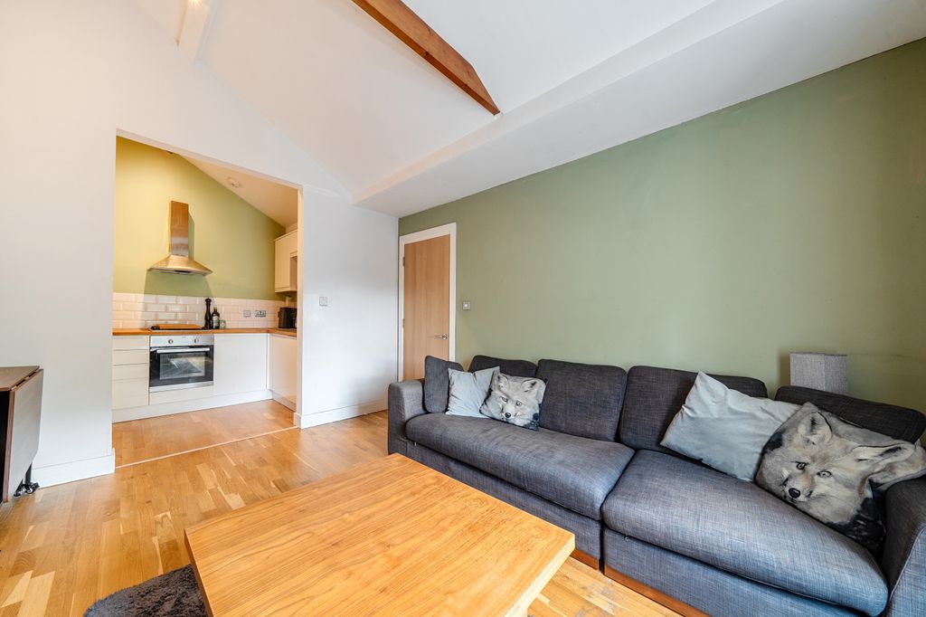 Property photo 2 of 10 Picture No. 07