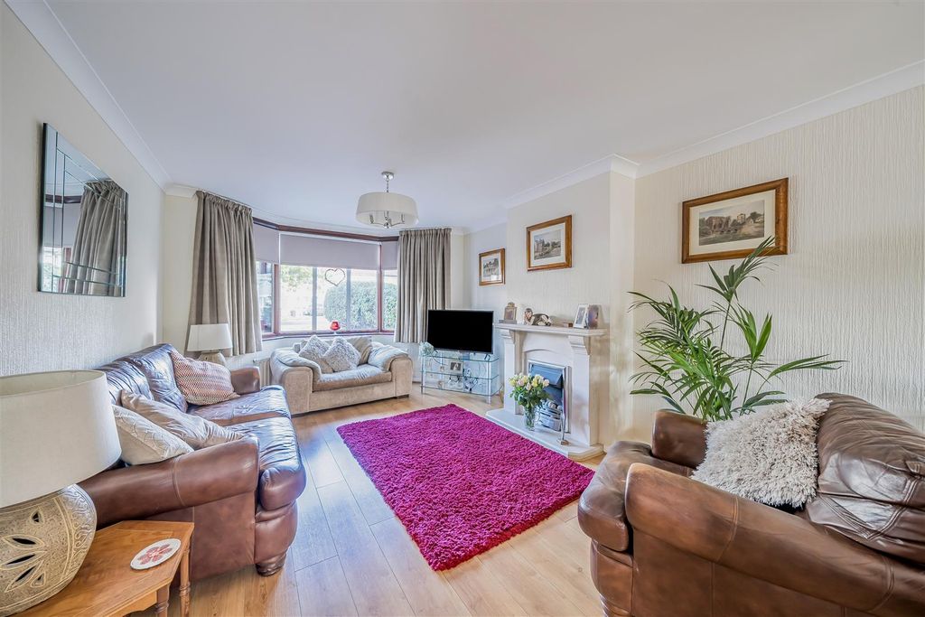 Property photo 2 of 18