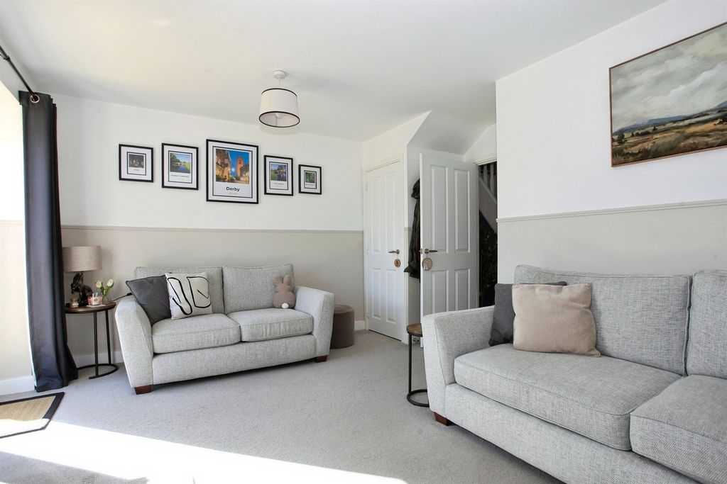 Property photo 3 of 13