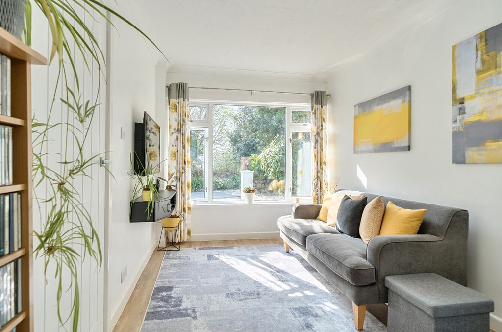 Property photo 2 of 23 1432879-13-69Be95...