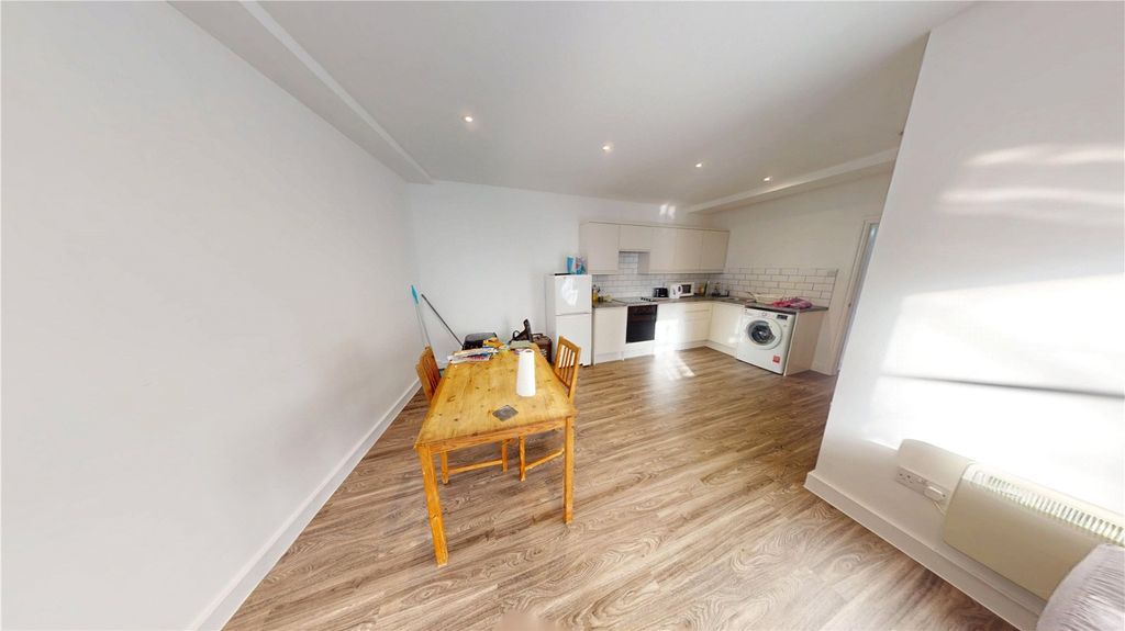 Property photo 2 of 7 Picture No. 07