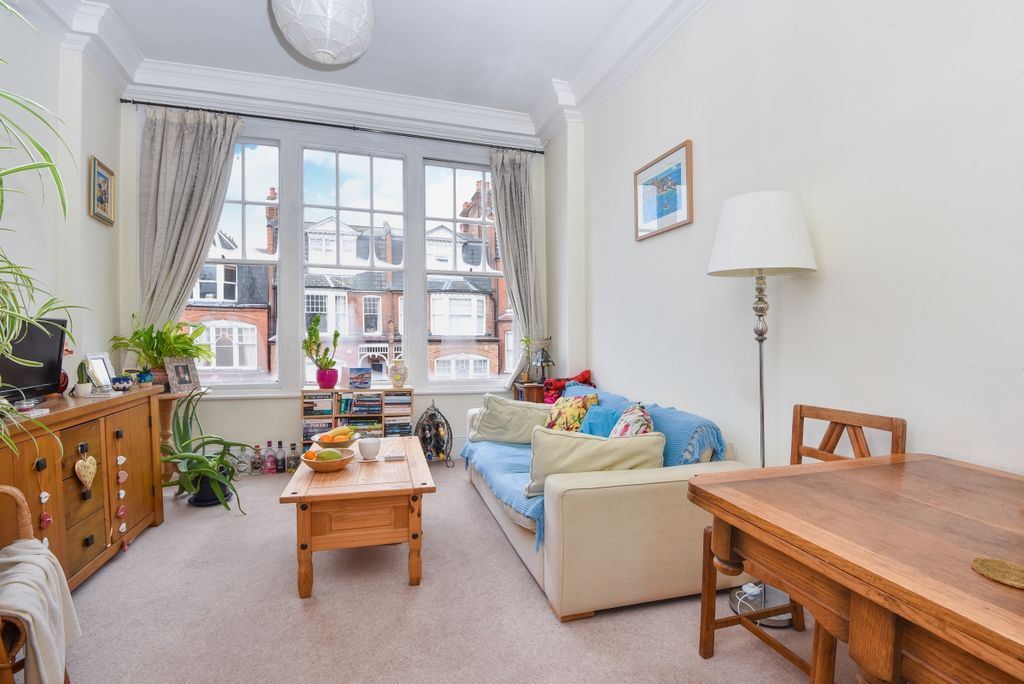 Property photo 1 of 6 403201 (1)