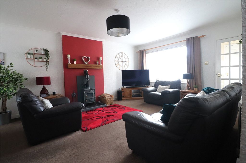 Property photo 3 of 30 Picture No. 08
