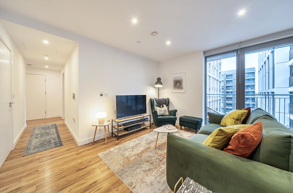 Property photo 2 of 13