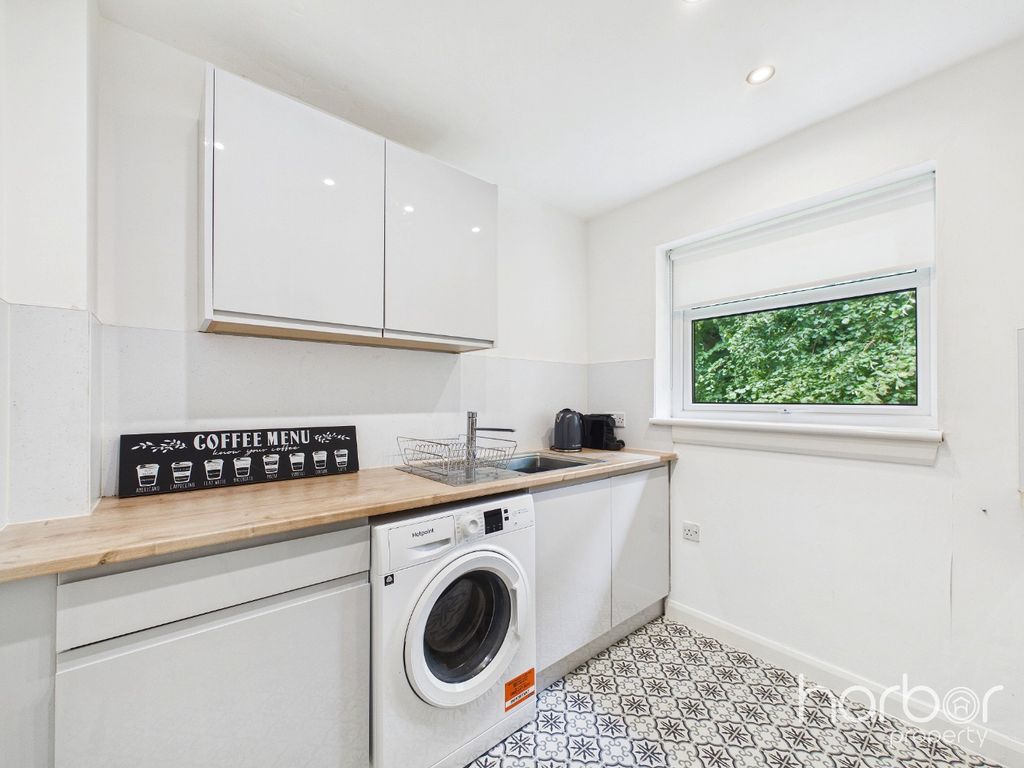 Property photo 3 of 13 5353755