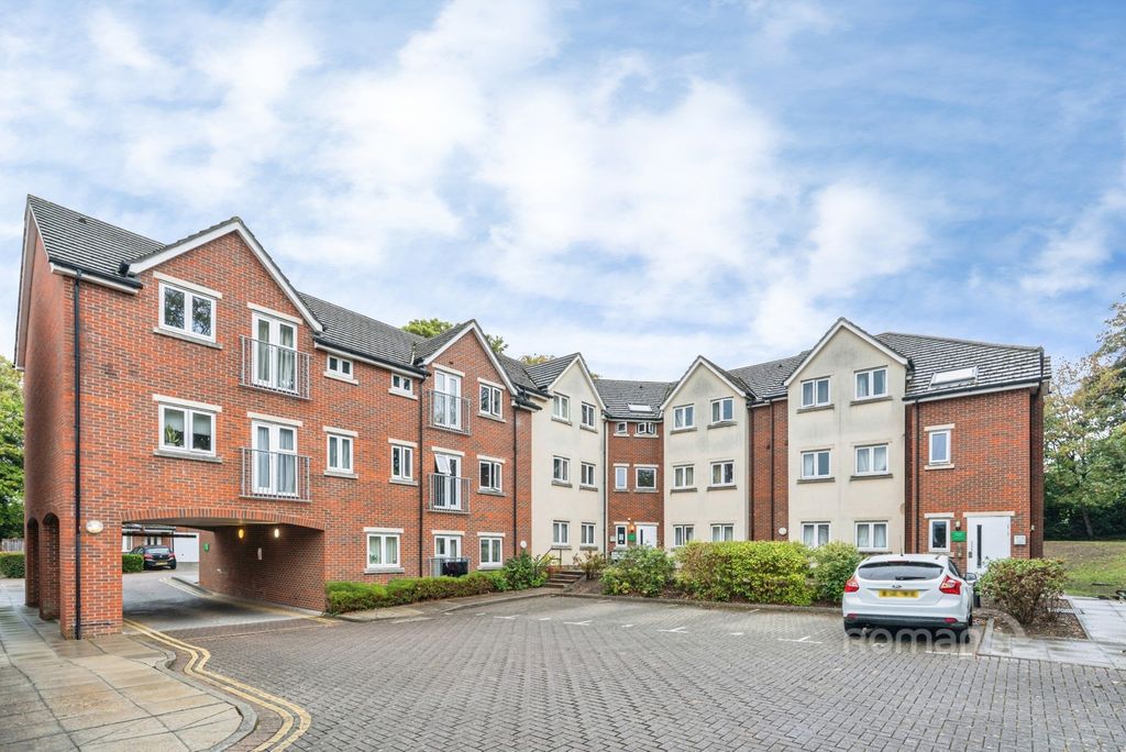 Property photo 1 of 8 Pbox-Img.Jpg