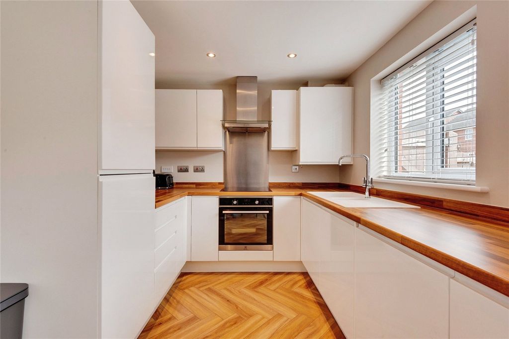 Property photo 3 of 17 Picture No. 08