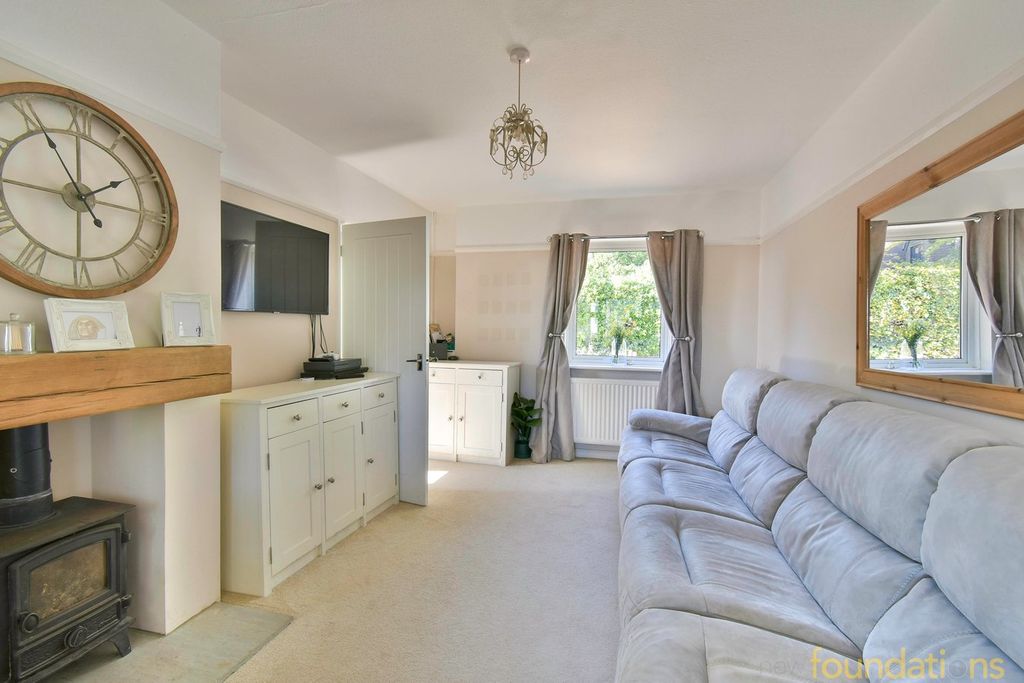 Property photo 3 of 23