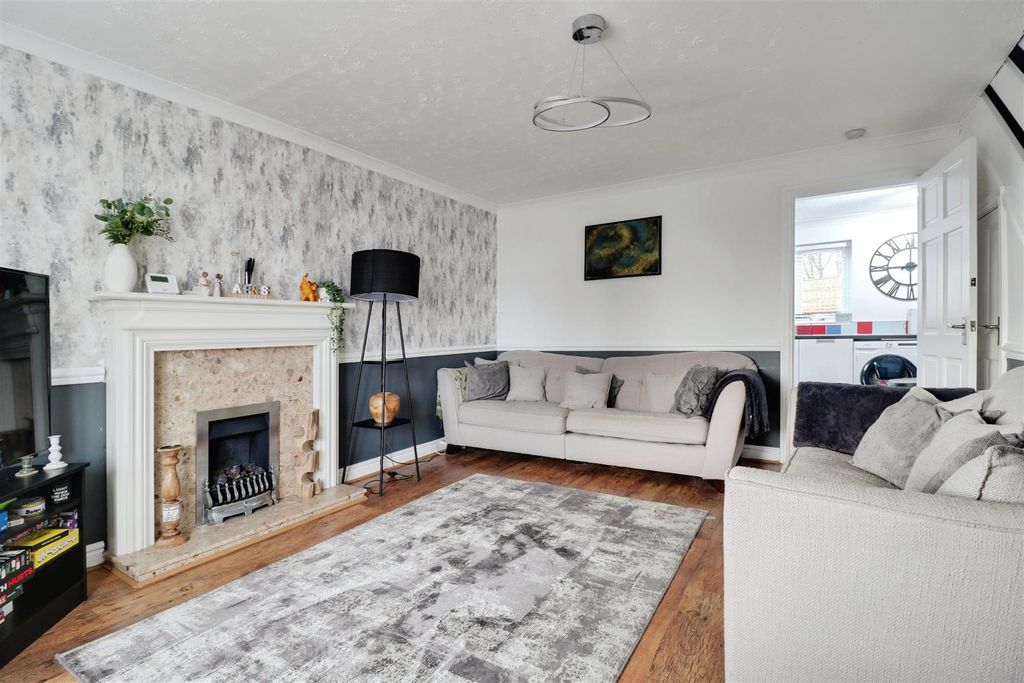 Property photo 2 of 14 07Bd696A-Img_8066-Img_8068.Jpg