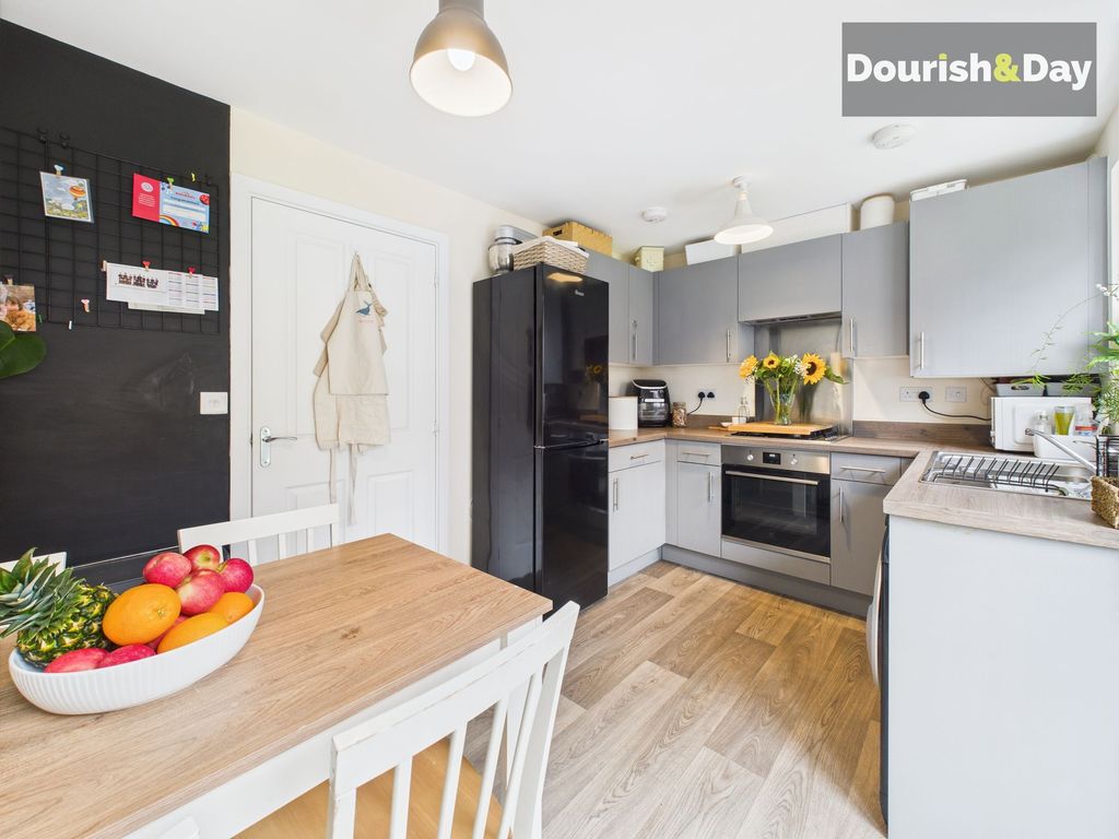 Property photo 2 of 14 Kitchen Diner