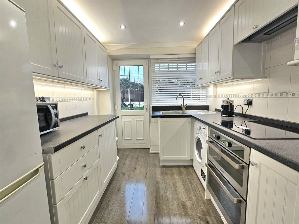 Property photo 2 of 12 Picture No. 01