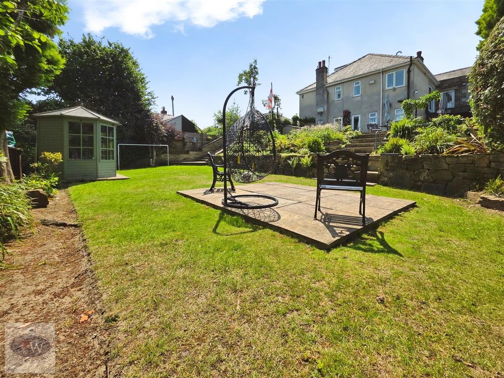 Property photo 2 of 50 Rear Garden