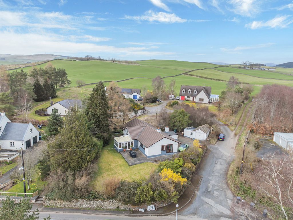 Property photo 1 of 25