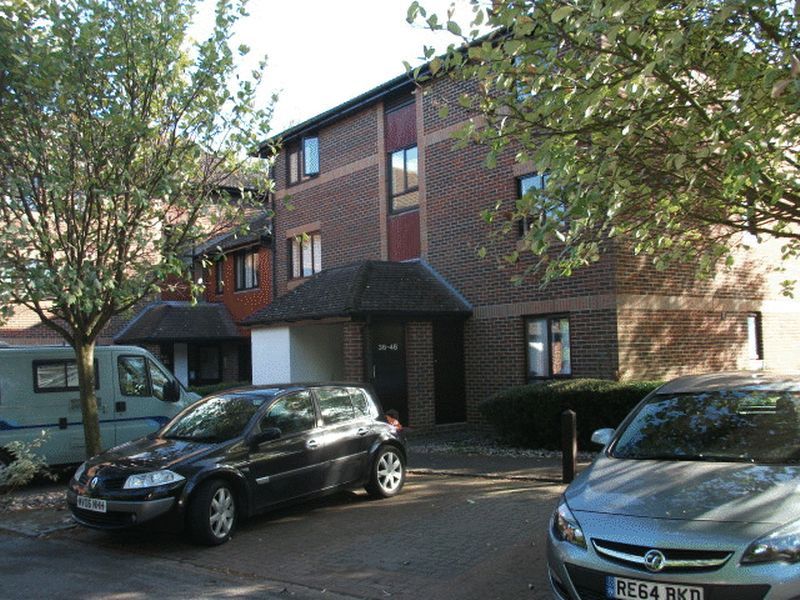 Property photo 1 of 7 Photo 4