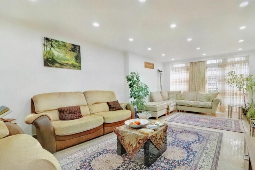 Property photo 1 of 11 Reception Room