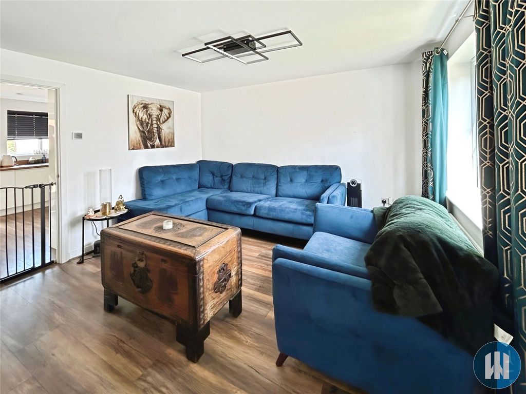 Property photo 2 of 16 Picture No. 02