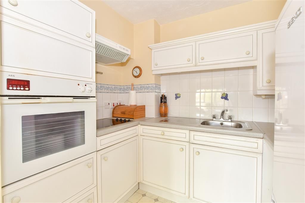 Property photo 1 of 14 Kitchen