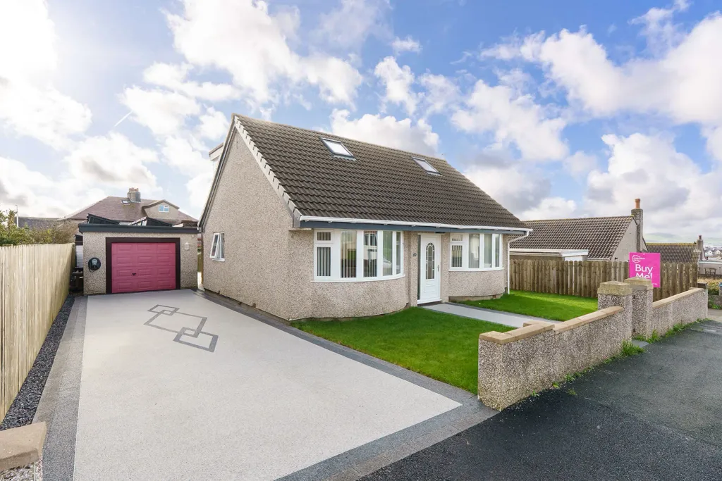 Property photo 1 of 33