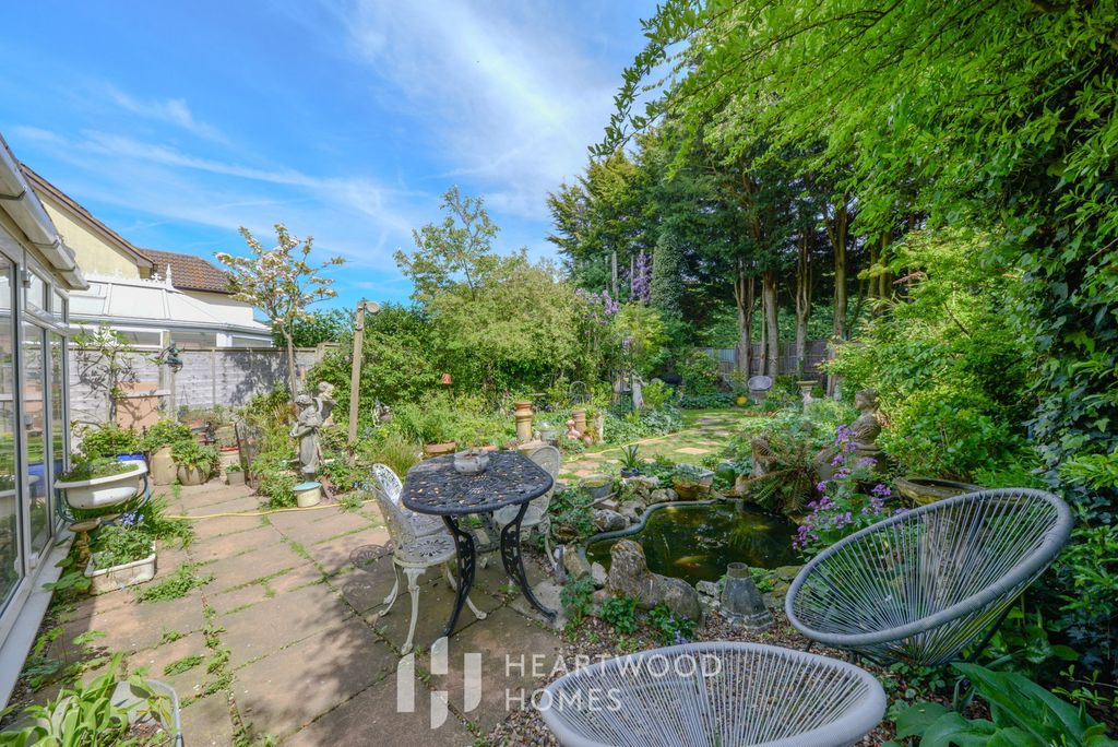 Property photo 2 of 30