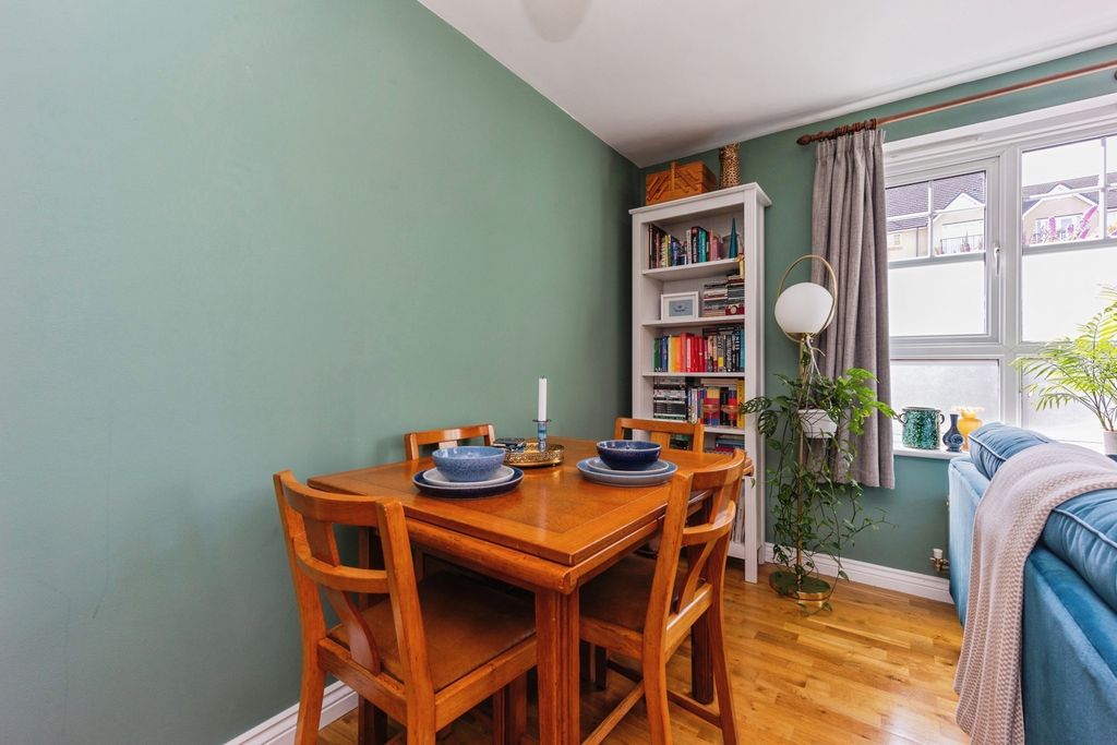 Property photo 2 of 24 Pbox-Img.Jpg