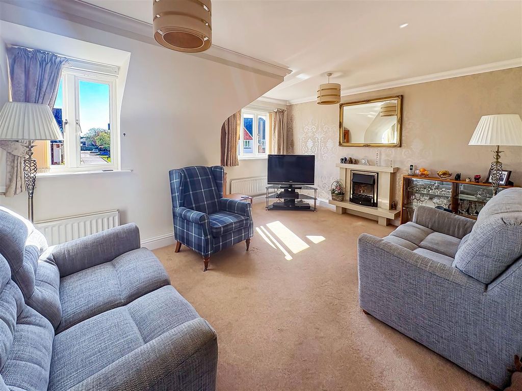 Property photo 2 of 14 Image00013.Jpg