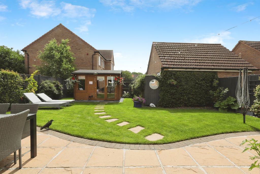 Property photo 3 of 19