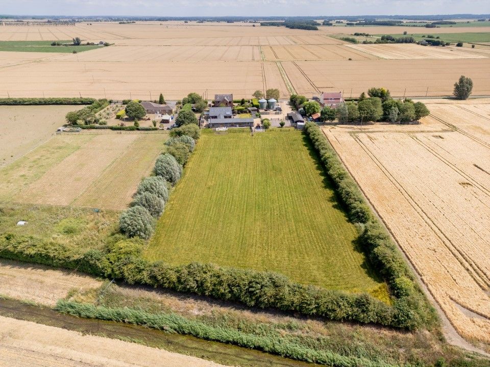 Property photo 2 of 33