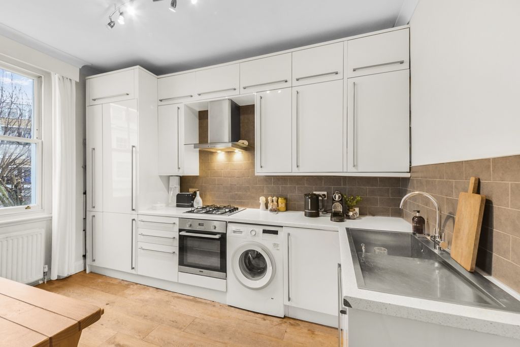 Property photo 2 of 11 Dsc_0292_High