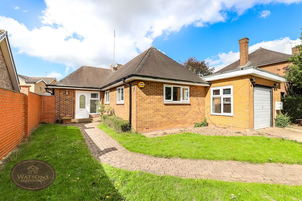 Property photo 1 of 38