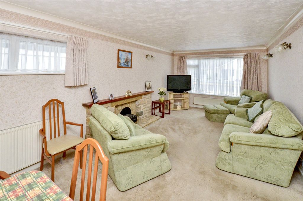 Property photo 2 of 13 Lounge/Dining Room