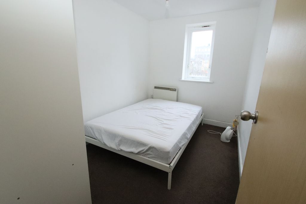 Property photo 3 of 6