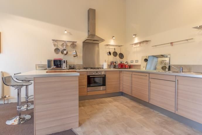 Property photo 3 of 14 Kitchen