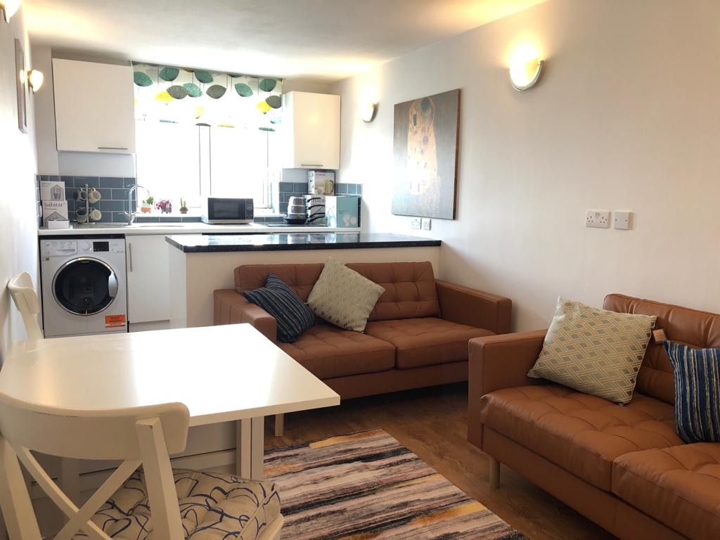 Property photo 1 of 12 Living Room