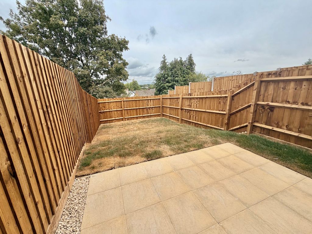 Property photo 3 of 10 Image