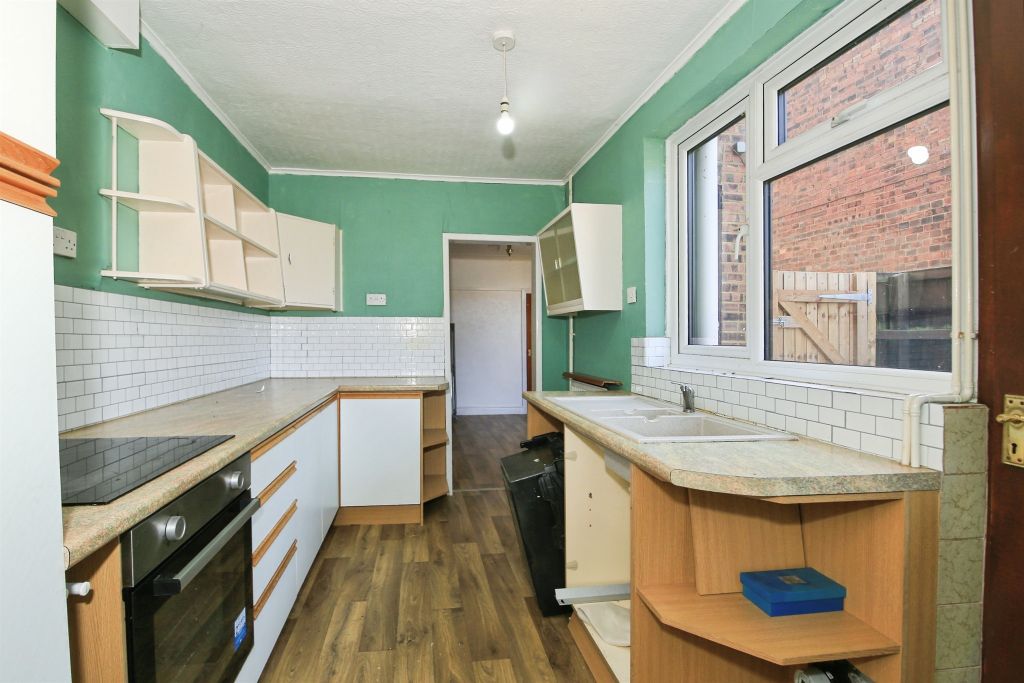 Property photo 2 of 18