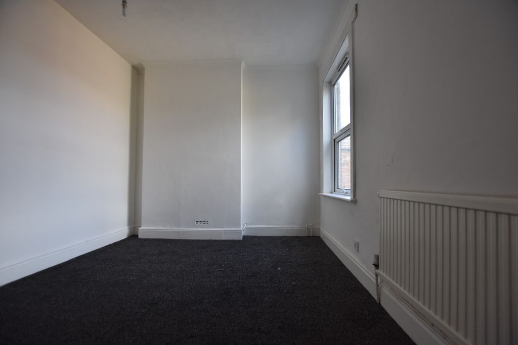 Additional image 11 of 6 bed semi-detached house to rentNorfolk Street, Millfield, Peterborough PE1