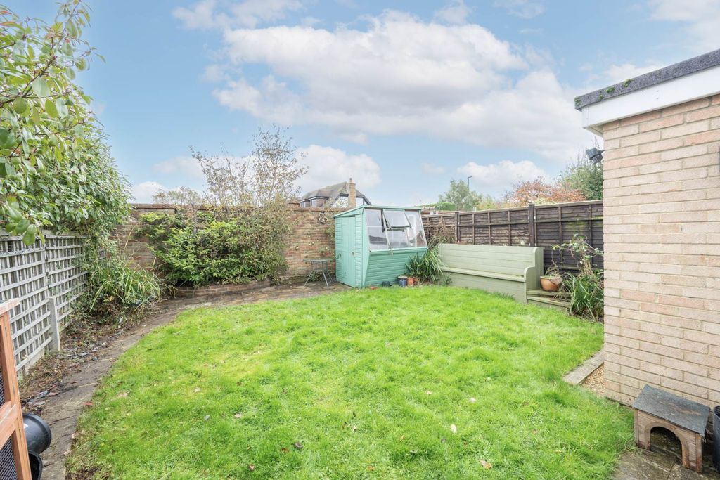 Property photo 2 of 20