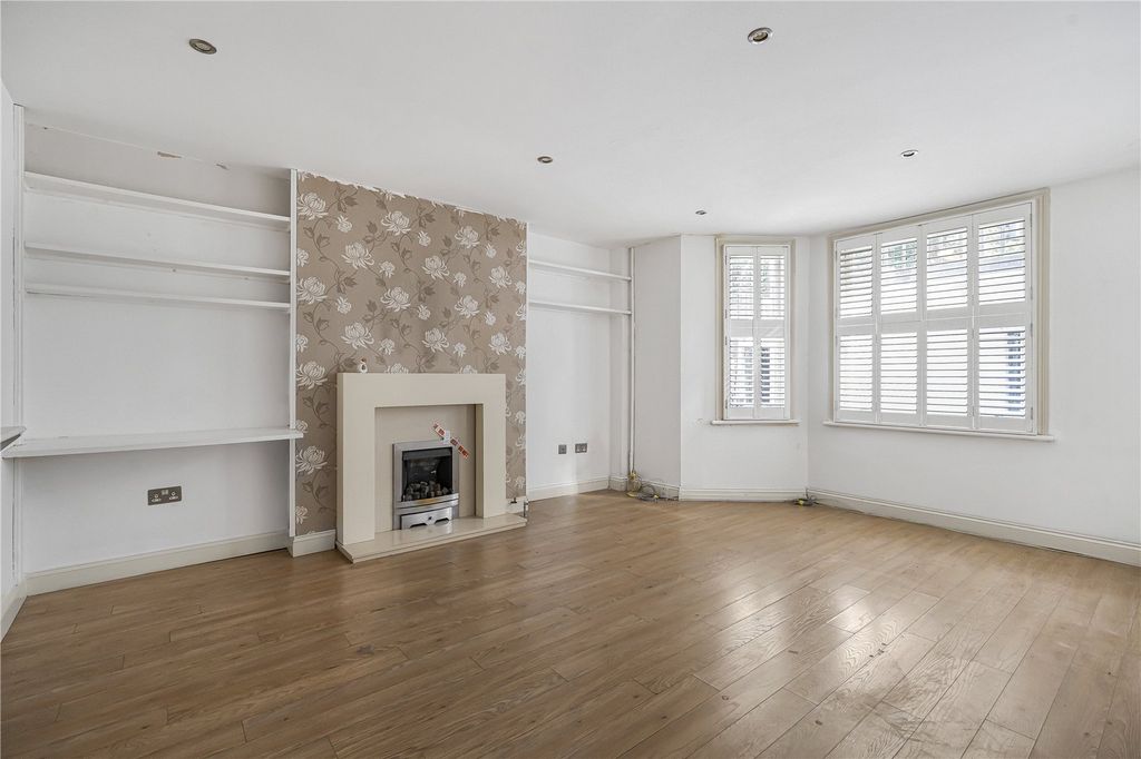 Property photo 2 of 11 Reception Room