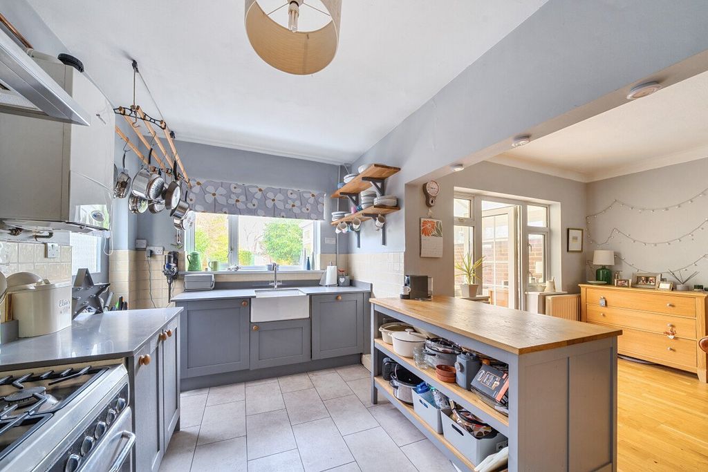 Property photo 2 of 22 Picture No. 09