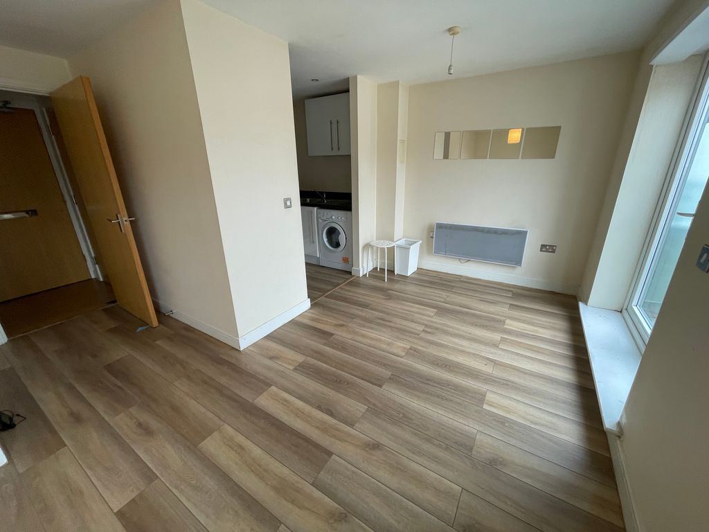 Property photo 1 of 13 Img_3117