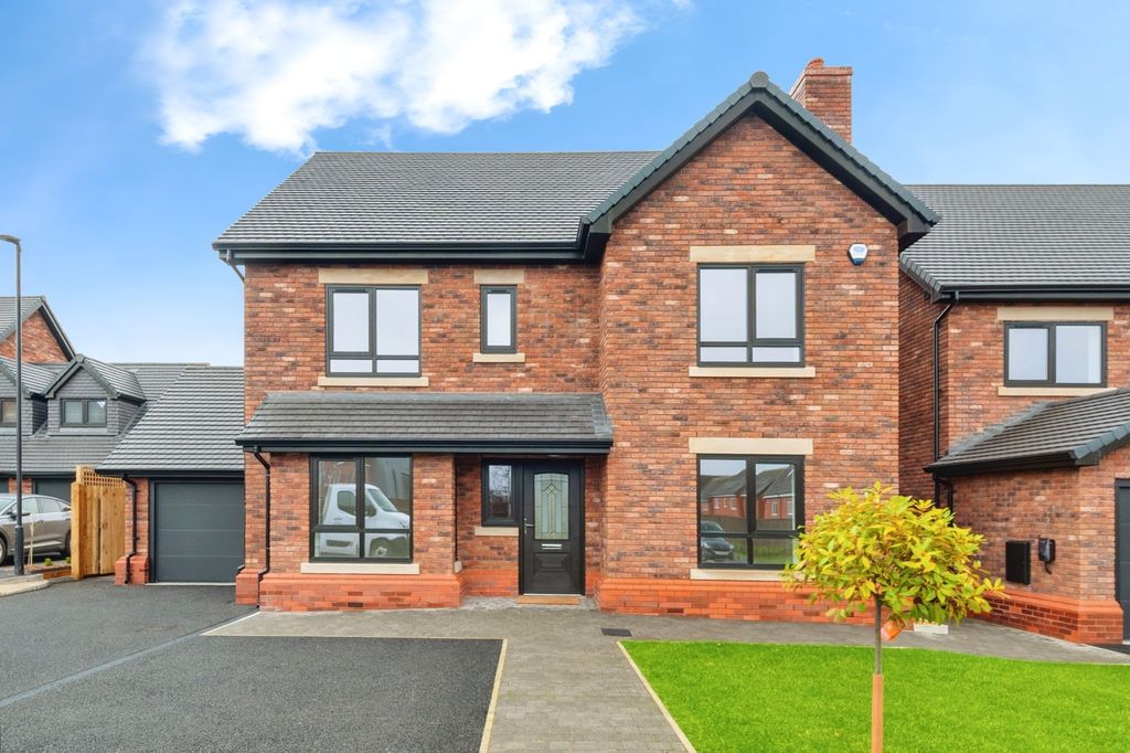 Property photo 1 of 27 Pbox-Img.Jpg