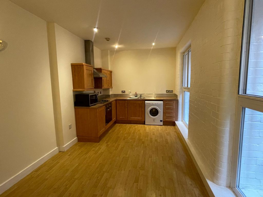 Property photo 3 of 8