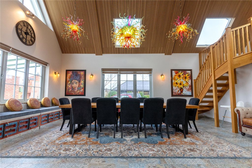 Property photo 2 of 28 Dining Room