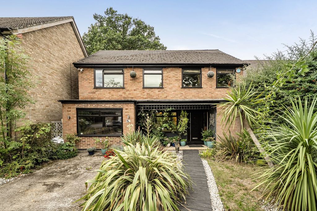 Property photo 1 of 19