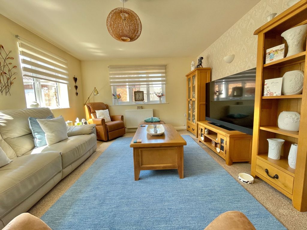 Property photo 2 of 29