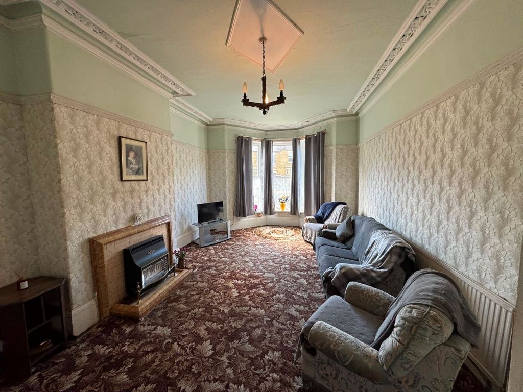 Property photo 3 of 10 Image 3
