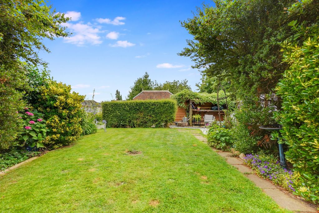 Property photo 2 of 22