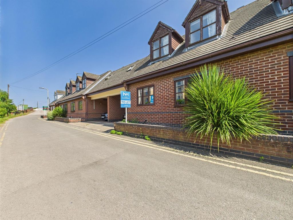 Property photo 1 of 8 Front